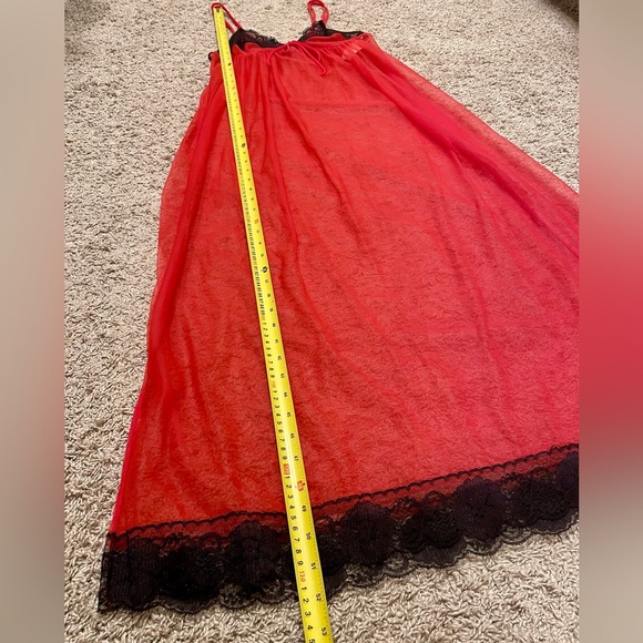 Vintage Doré sheer red nylon babydoll nightie nightgown - Picture 9 of 9